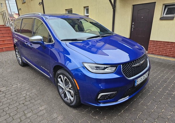 Chrysler Pacifica cena 245877 przebieg: 65537, rok produkcji 2021 z Pakość małe 781